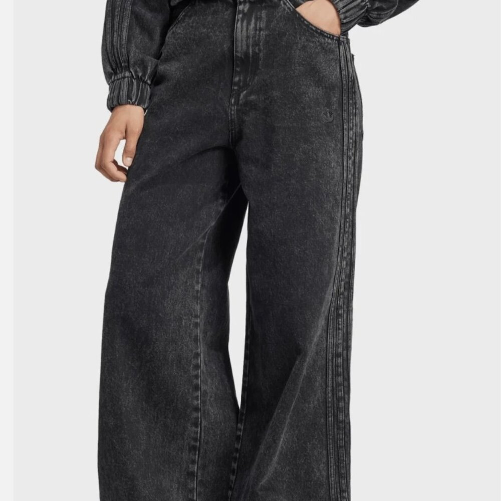 Adidas Wide Leg Acid Wash Jeans - size 34- Barely Worn!